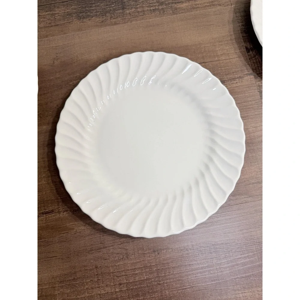4 VTG 70s Johnson Brothers Snowhite Regency Dinner Plates White Swirl